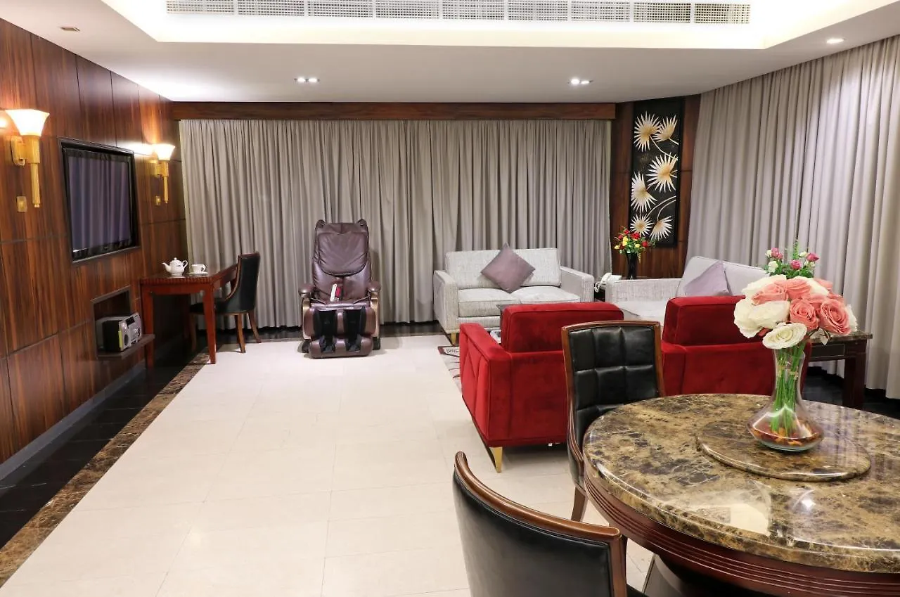 Orans Suites 4 Dschidda 4*,